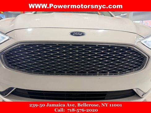 Used 2020 Ford Fusion Titanium image 13