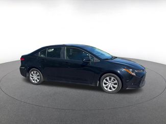 Used 2025 Toyota Corolla LE video 2