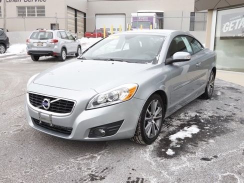 Used 2012 Volvo C70 T5 image 6