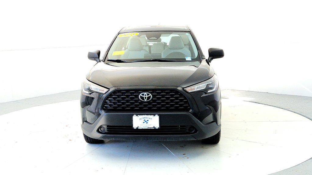 Certified 2024 Toyota Corolla Cross L AWD/4WD image 8