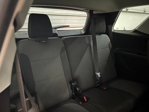 Used 2018 Chevrolet Traverse LT AWD/4WD image 34