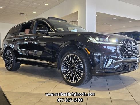 New 2026 Lincoln Aviator Black Label AWD/4WD image 4