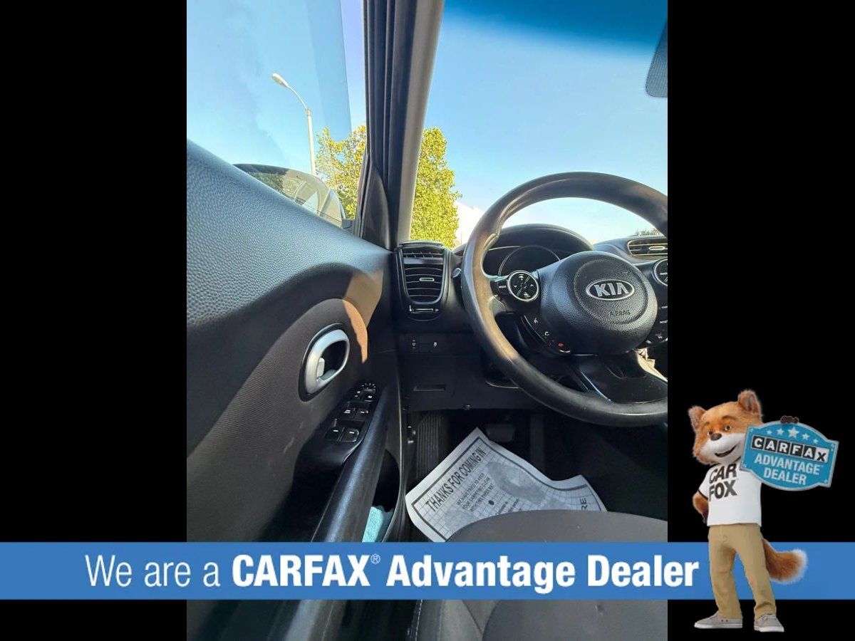 Used 2016 Kia Soul FWD image 38