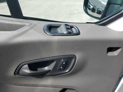 Used 2025 Ford Transit 350 XL image 19