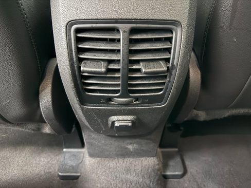 Used 2018 Ford Escape SEL image 32