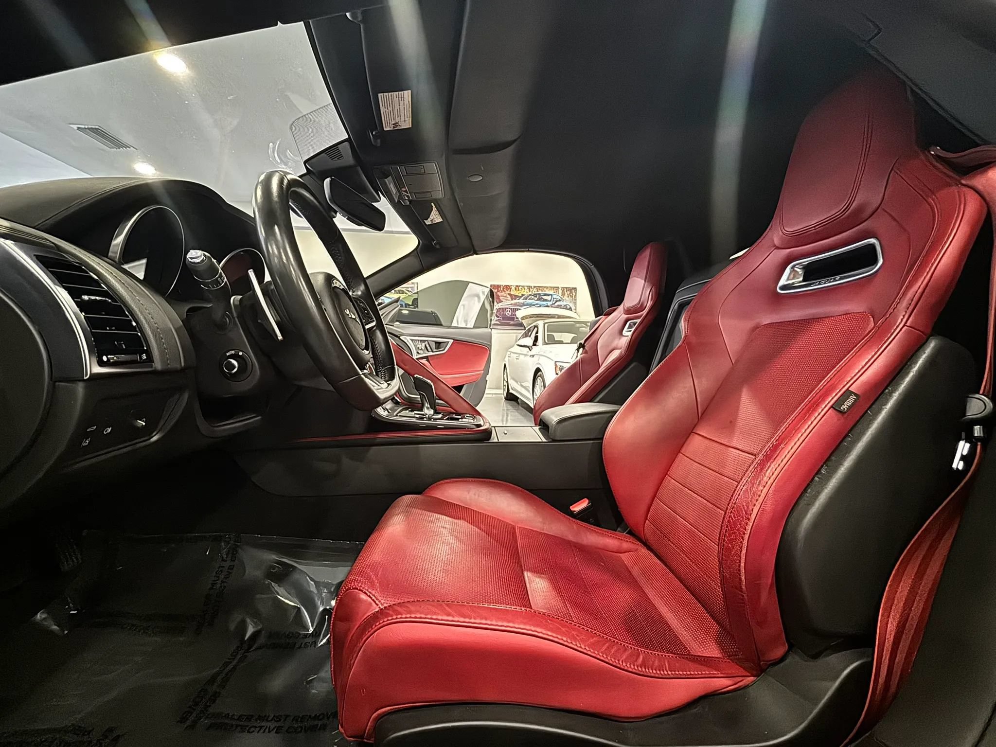 Used 2020 Jaguar F-TYPE Convertible RWD image 12