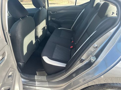 Used 2021 Nissan Versa SV image 19