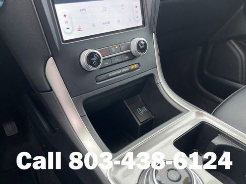 Used 2023 Ford Edge SEL image 25