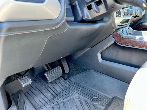 Certified 2016 GMC Sierra 1500 SLT w/ Enhanced Driver Alert Package image 15