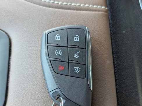 Used 2023 Chevrolet Tahoe High Country image 32