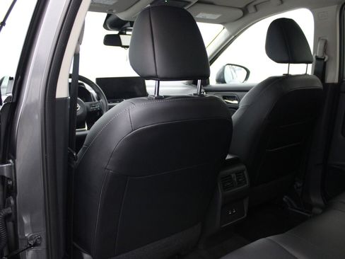 Used 2024 Nissan Rogue SL AWD/4WD image 18
