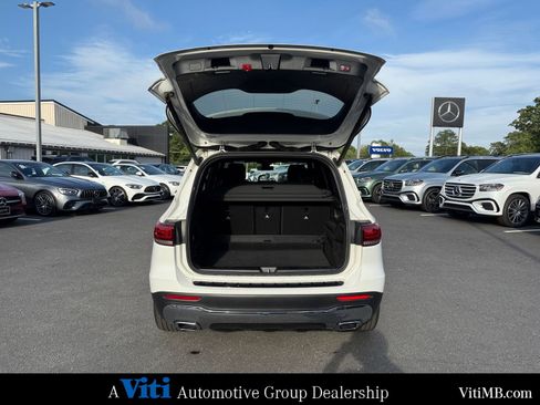 Used 2022 Mercedes-Benz GLB 250 4MATIC image 22