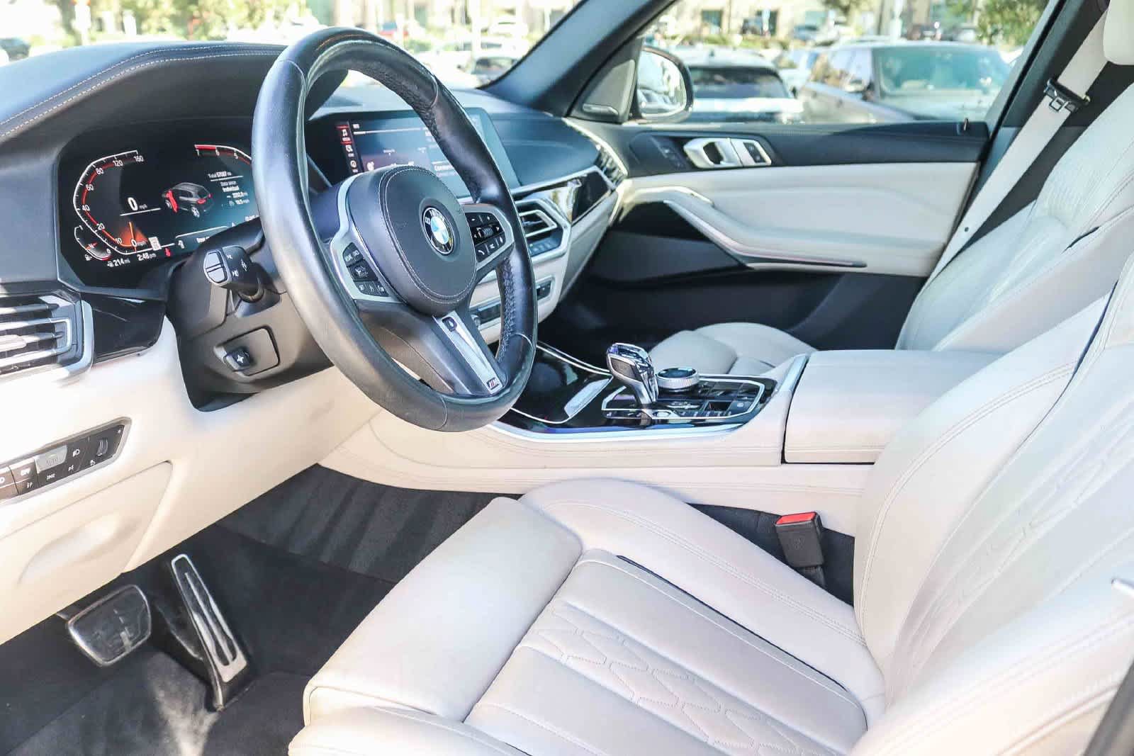 Used 2019 BMW X5 xDrive50i w/ M Sport Package AWD/4WD image 18