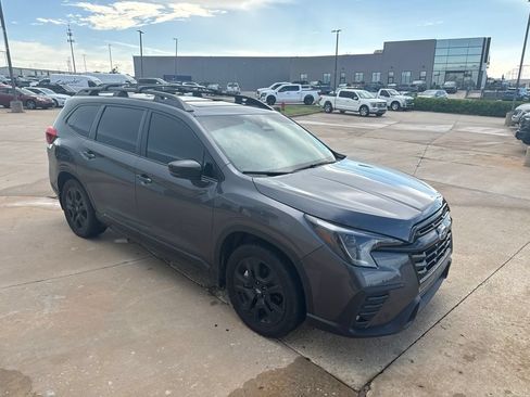 Used 2024 Subaru Ascent Onyx Edition AWD/4WD image 1