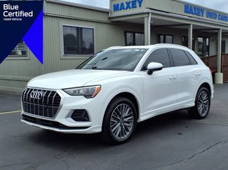 Used 2022 Audi Q3 2.0T Premium w/ Convenience Package image 1