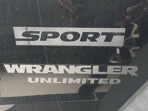 Certified 2016 Jeep Wrangler Unlimited Sport w/ Quick Order Package 24S AWD/4WD image 11