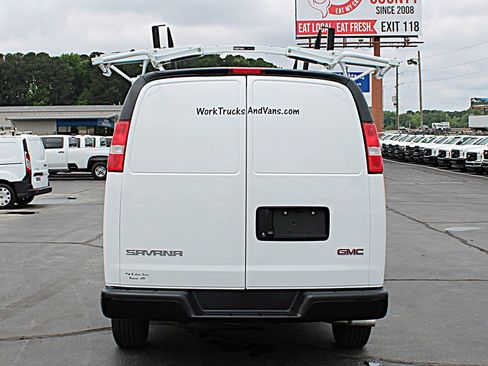 Used 2024 GMC Savana 2500 w/ Driver Convenience Package RWD image 16
