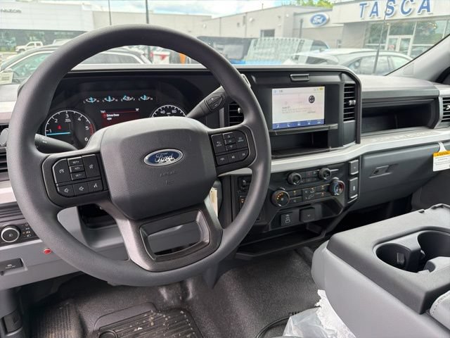 New 2026 Ford F550 4x4 Regular Cab Super Duty image 11
