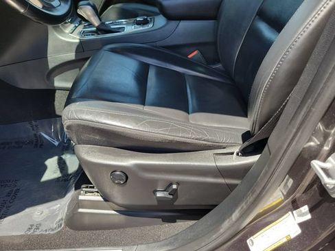 Used 2019 Jeep Grand Cherokee Limited AWD/4WD image 16