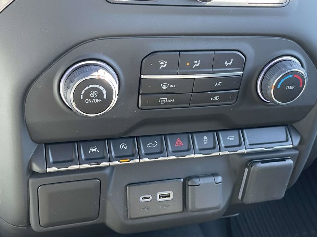 Used 2025 Chevrolet Silverado 1500 Custom RWD image 19