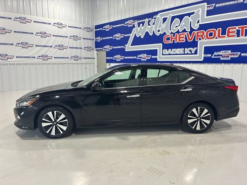 Used 2019 Nissan Altima 2.5 SL FWD image 3
