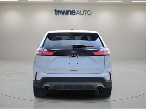 Used 2022 Ford Edge Titanium w/ Equipment Group 301A AWD/4WD image 4