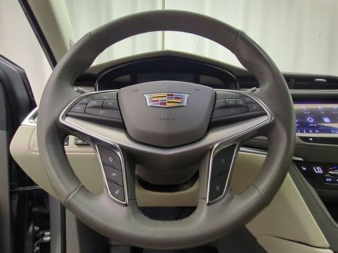 Certified 2024 Cadillac XT5 Premium Luxury w/ Technology Package AWD/4WD image 10