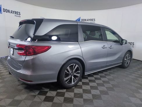 Used 2024 Honda Odyssey Touring image 5