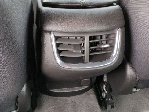 Used 2024 Chevrolet Malibu LT FWD image 36