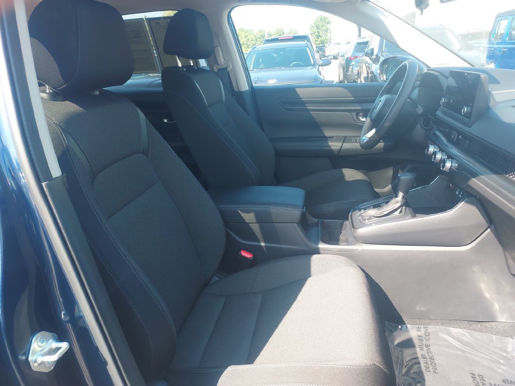 Used 2025 Honda CR-V EX image 30
