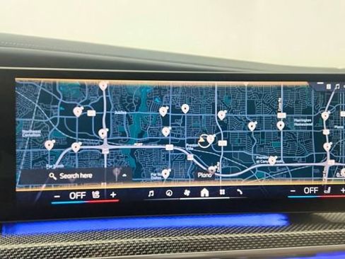 Used 2023 BMW i7 xDrive60 image 50