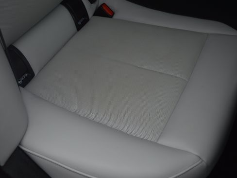 Used 2025 BMW M5 AWD/4WD image 39