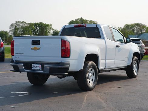 Used 2018 Chevrolet Colorado W/T w/ WT Convenience Package RWD image 3