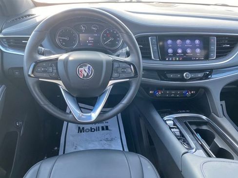 Used 2023 Buick Enclave Essence w/ Sport Touring Edition image 7