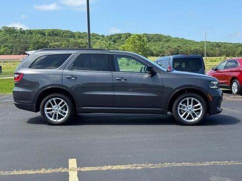 Used 2024 Dodge Durango GT AWD/4WD image 2