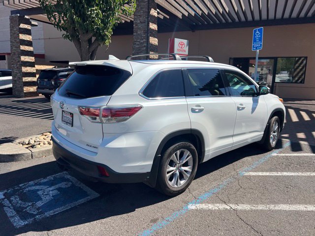 Used 2015 Toyota Highlander XLE AWD/4WD image 20