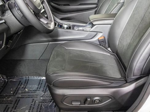 New 2025 Jeep Grand Cherokee L Altitude image 15