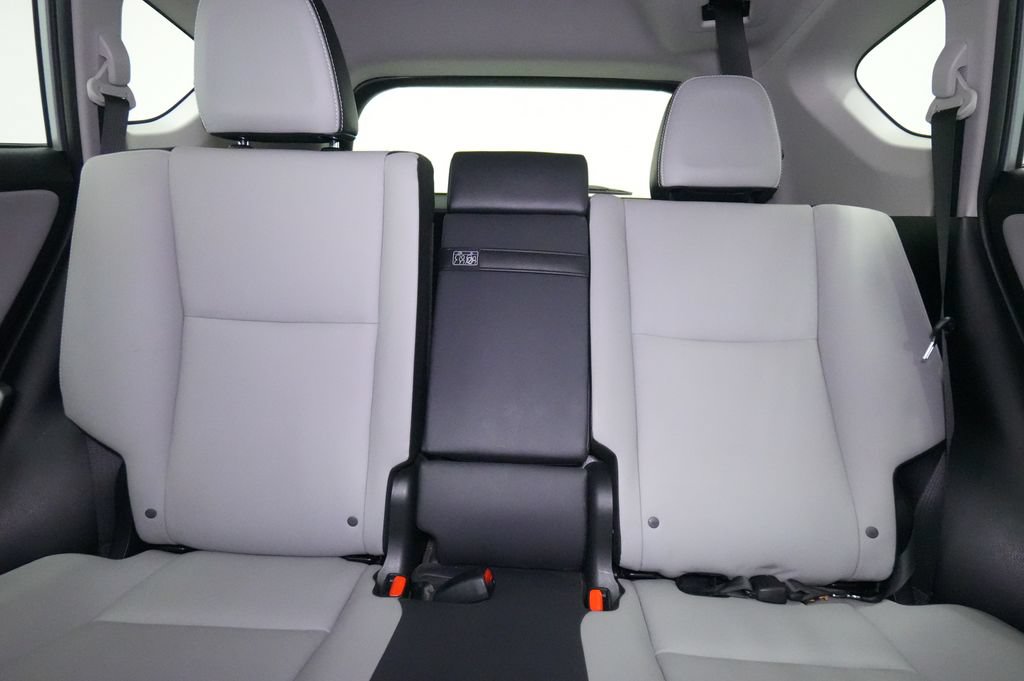Used 2018 Toyota RAV4 Limited AWD/4WD image 20