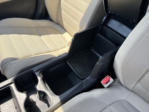 Used 2018 Honda CR-V EX image 11