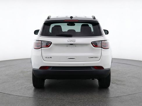Used 2025 Jeep Compass Limited AWD/4WD image 7