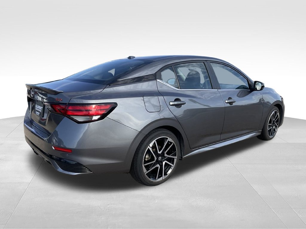 Used 2025 Nissan Sentra SR FWD image 4