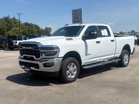 Used 2026 RAM 2500 Big Horn AWD/4WD image 3