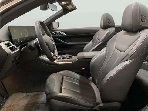 Used 2025 BMW 430i Convertible w/ Premium Package RWD image 37