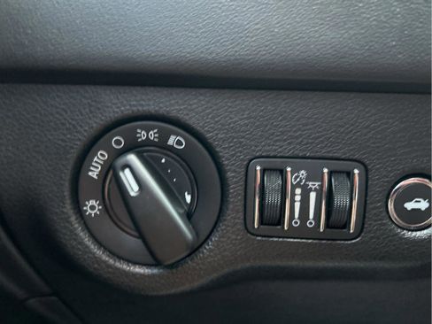 Used 2019 Dodge Charger SRT Hellcat w/ Harman/Kardon Audio Group image 15