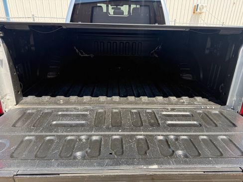 Used 2019 Ford F250 Lariat w/ Lariat Value Package AWD/4WD image 8