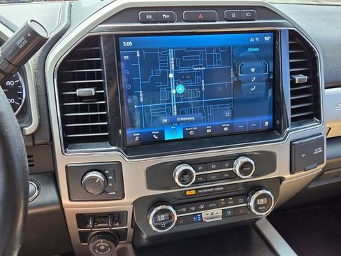 Used 2022 Ford F250 Lariat w/ Lariat Ultimate Package AWD/4WD image 25