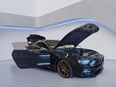 Used 2016 Ford Mustang GT Premium w/ Enhanced Security Package RWD image 7