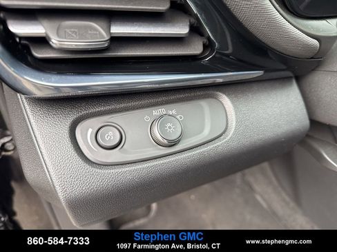 Used 2025 Buick Envista Sport Touring w/ Convenience I Package image 14