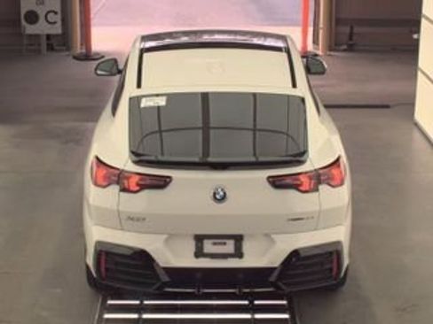 Used 2026 BMW X2 xDrive28i image 9