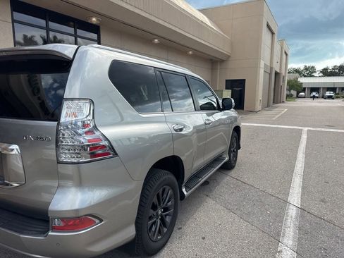 Used 2020 Lexus GX 460 Premium w/ Premium Package AWD/4WD image 5